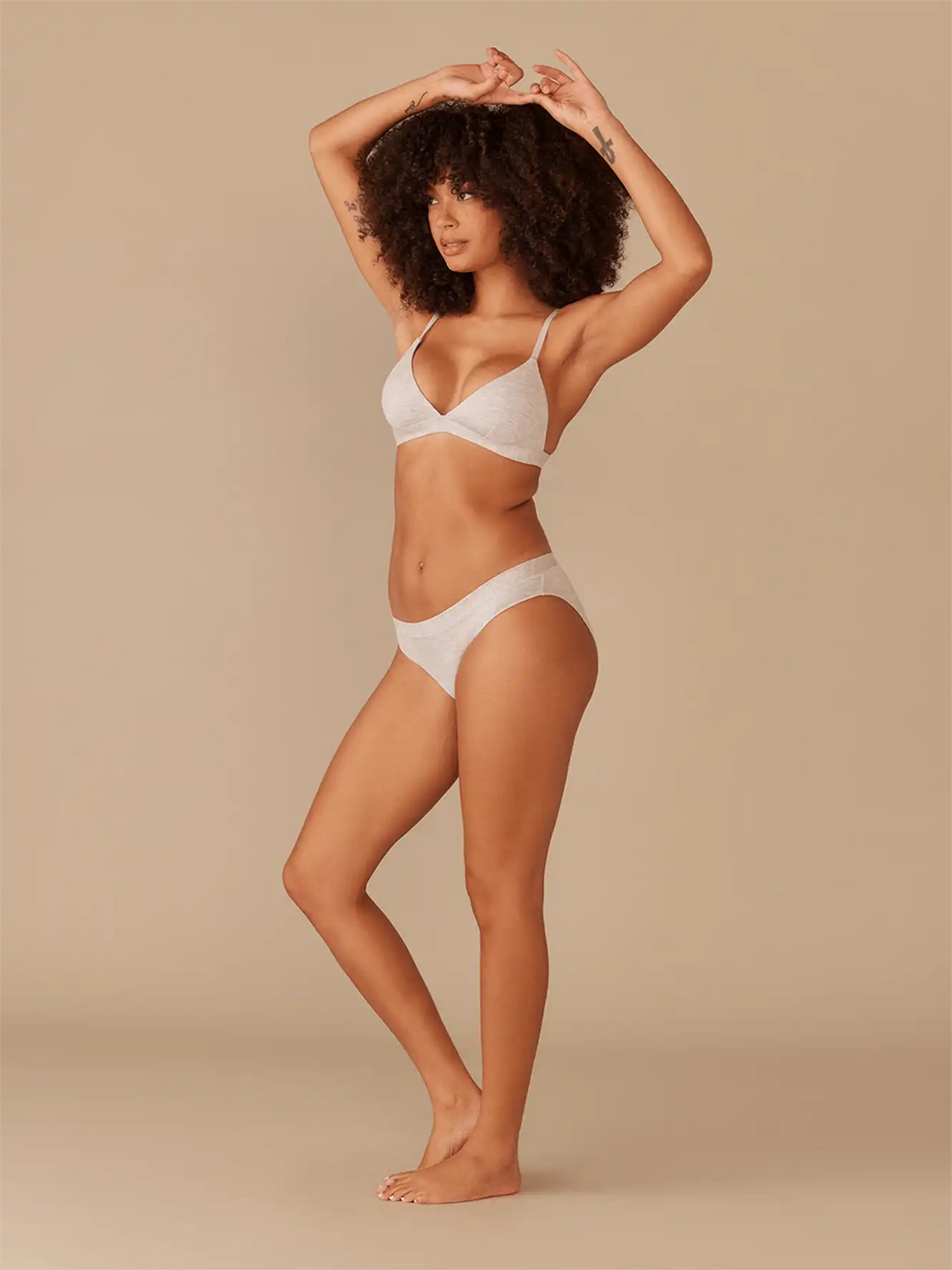 UltraModal™ FeelFree Triangle Bralette | Navy