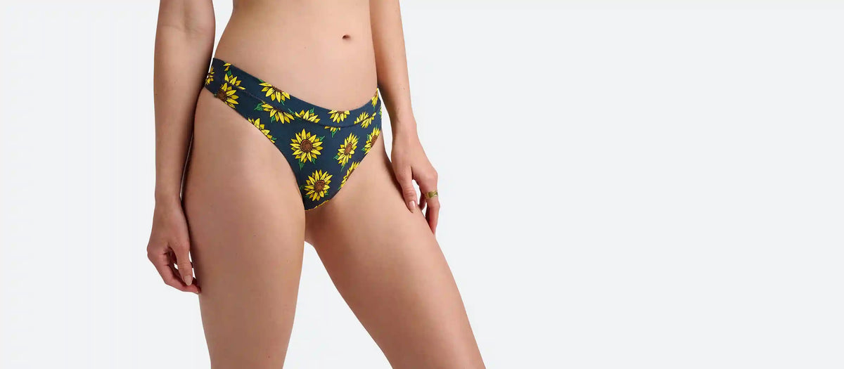 UltraModal™ FeelFree Thong | Here Comes The Sunflowers