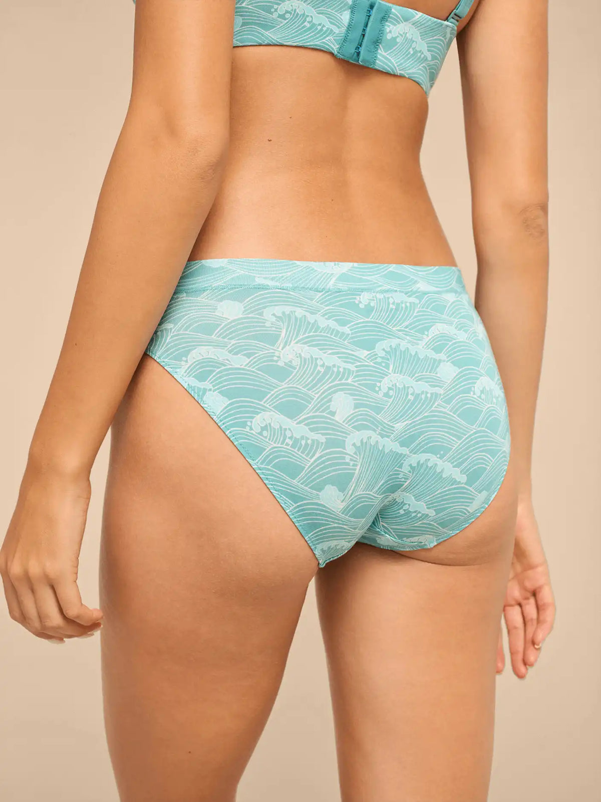 UltraModal™ FeelFree High Leg Bikini | Tidal