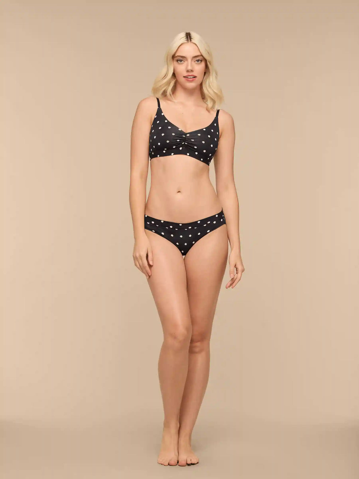 UltraModal™ FeelFree Ruched Bralette | Polka Dots
