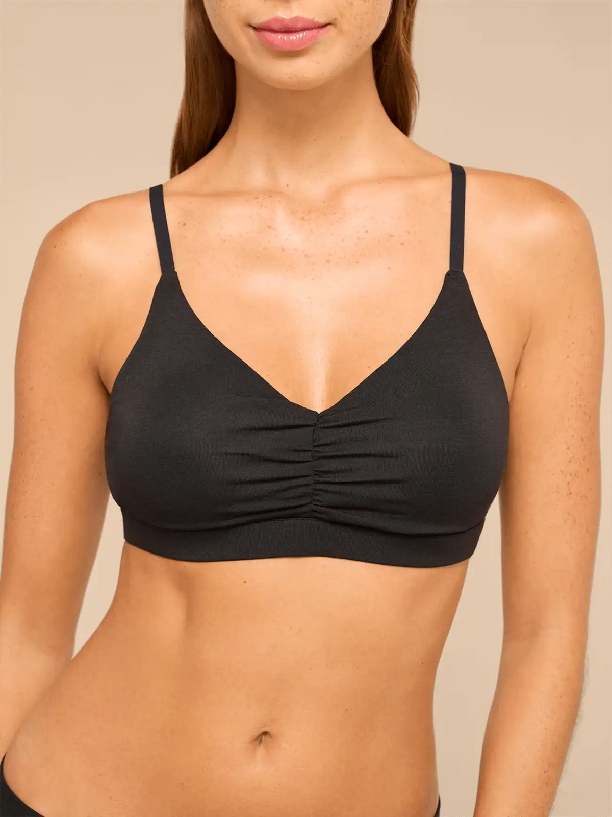 UltraModal™ FeelFree Ruched Bralette with Cups | Sand Dune