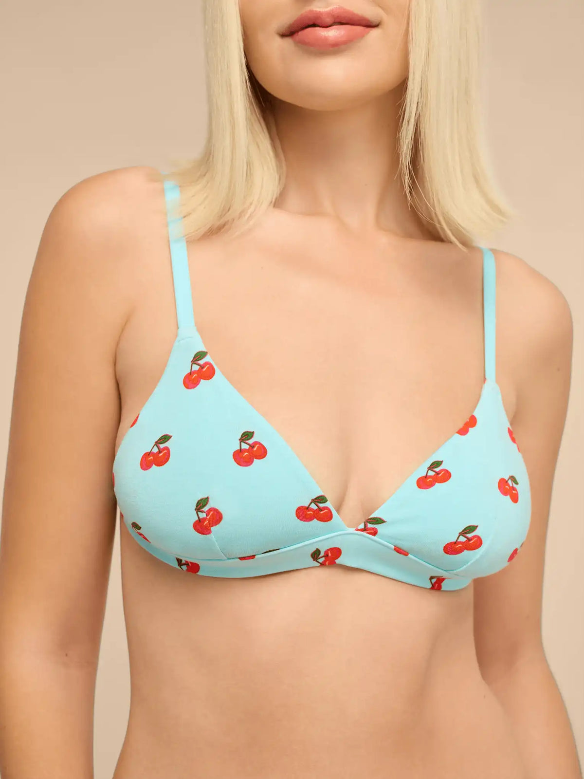 UltraModal™ FeelFree Triangle Bralette | Cherry Cherry Baby