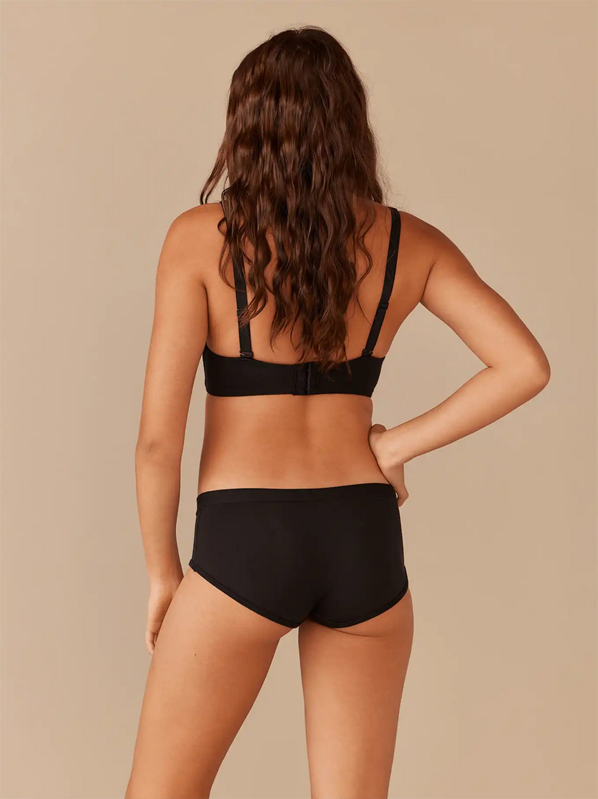 UltraModal™ FeelFree Longline Bralette | Black