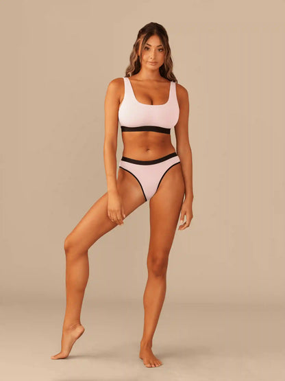 Curvy UltraModal™ Core Scoop Bralette | Explorasaurus