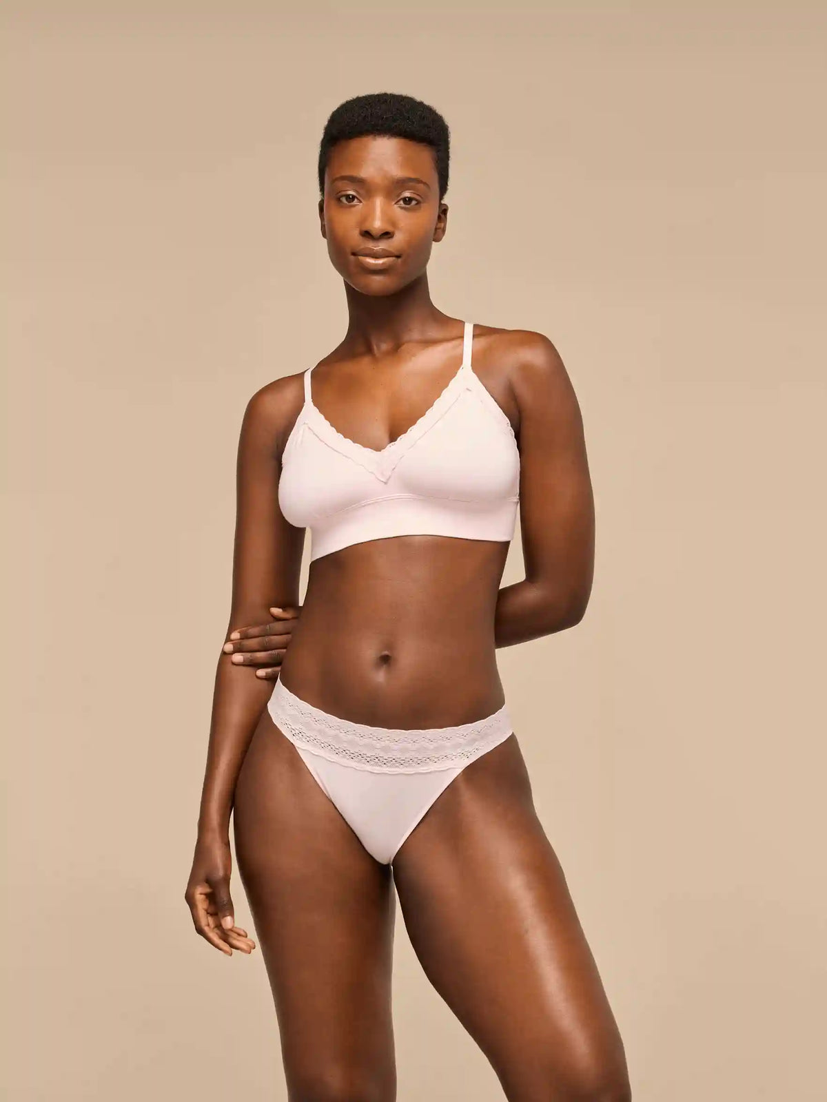 UltraModal™ Lace Plunge Bralette | Chili Red