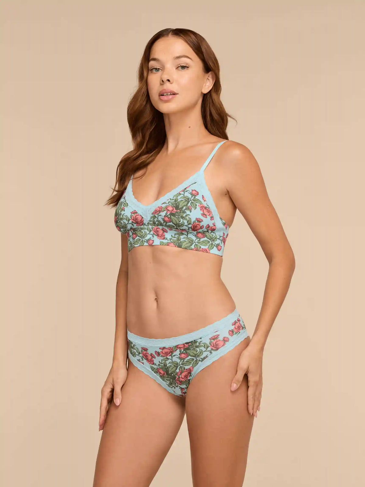UltraModal™ Lace Plunge Bralette | Peonies